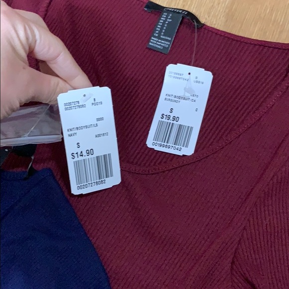 Bundle of 2 long sleeve bodysuits - Picture 2 of 5